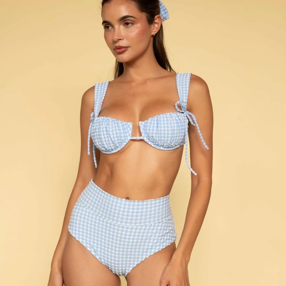 Montce peri AC bottoms